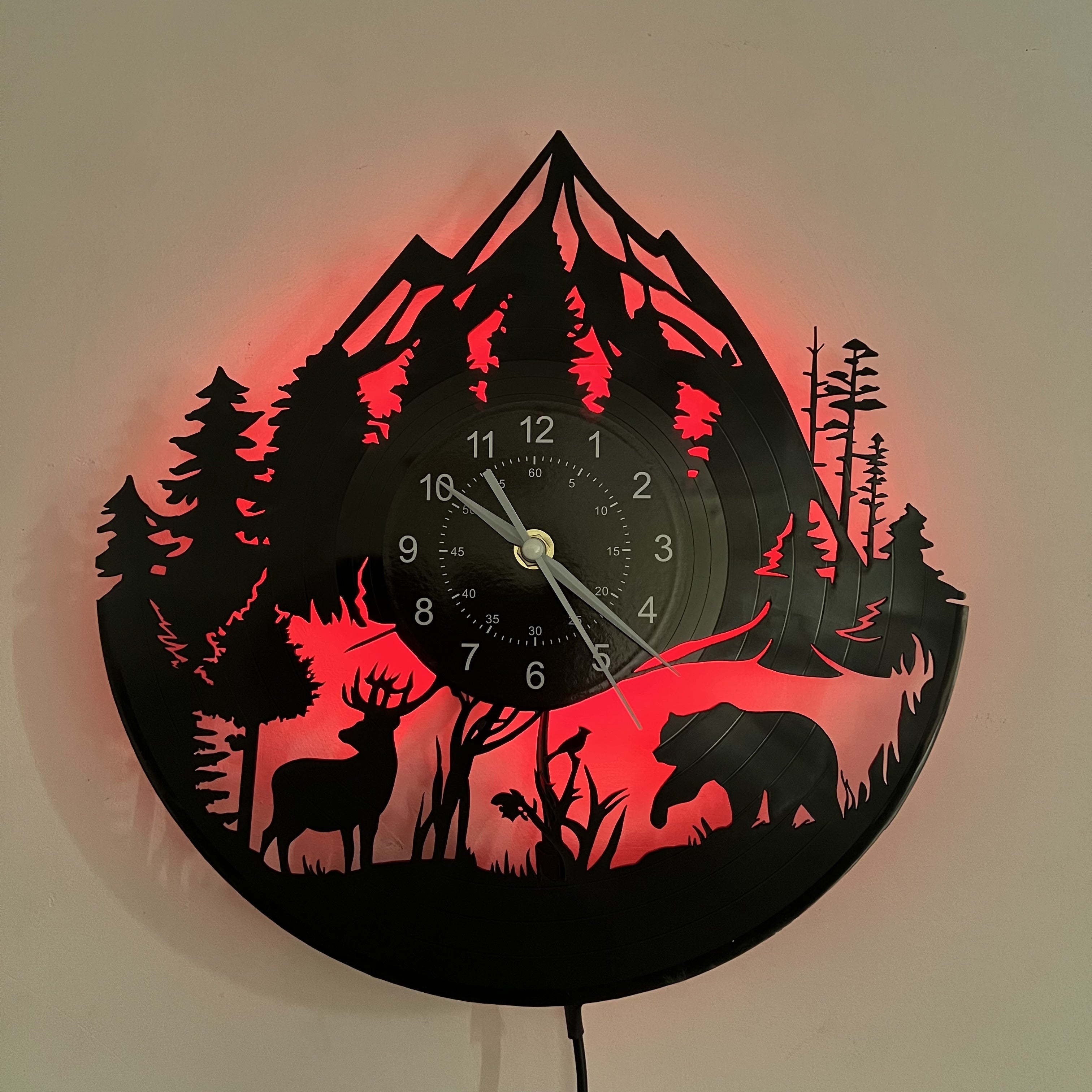 1pc Vinyl Record Wall Clock, Forest Wildlife Theme Wall Clock, Silent Clock, For Birthday, For Living Room Bedroom, Room Home Decor, Kitchen Office Decor, Mother's Day Spring School Season Graduation Gift